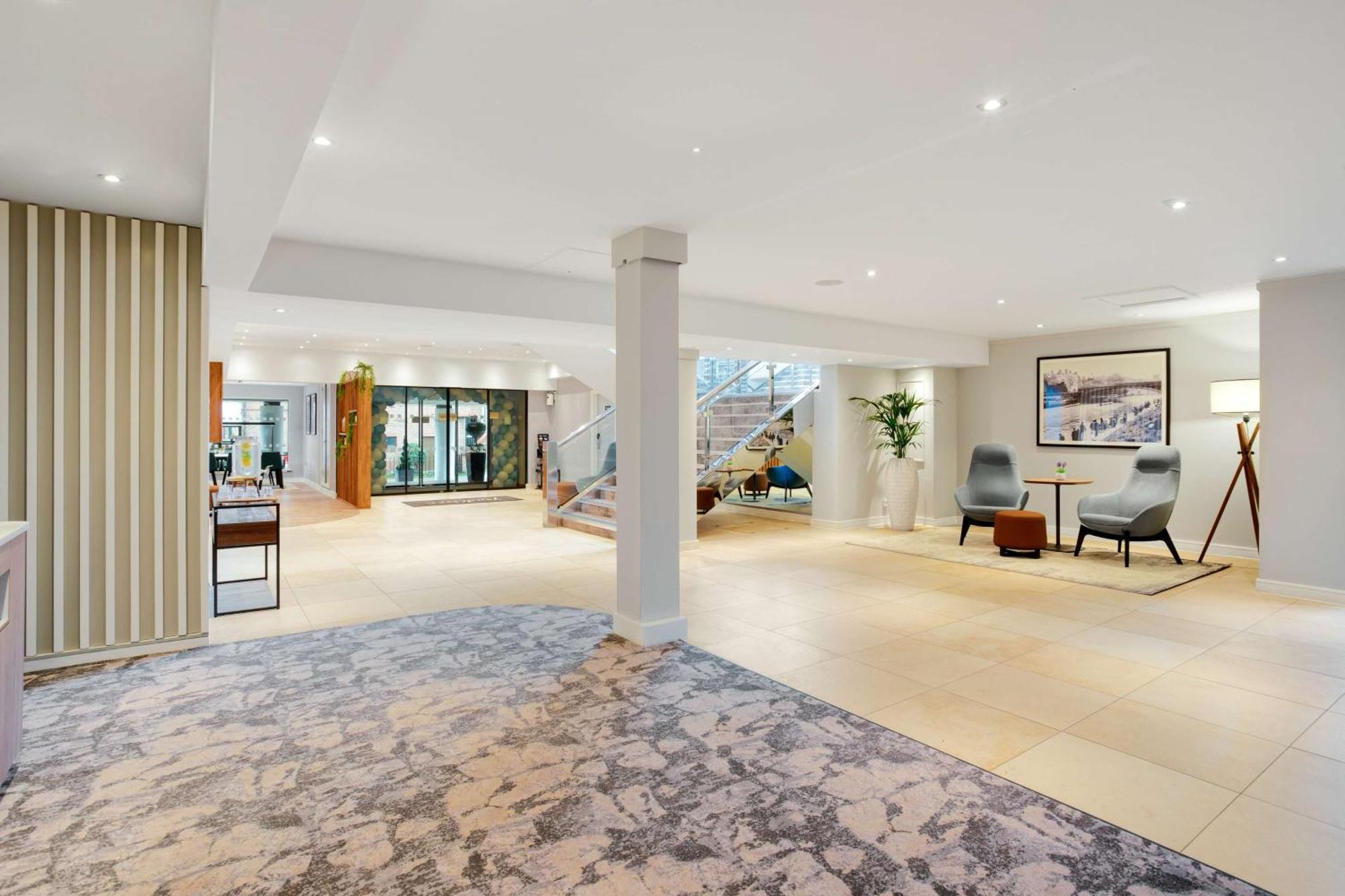 Radisson Hotel York — Photos 1